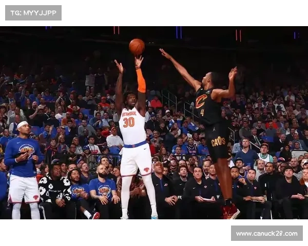 骑士尼克斯半场战平，米切尔独得20分对飚布伦森