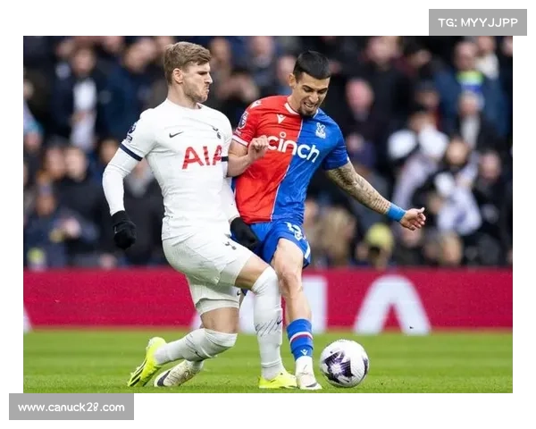 门将神扑：热刺守门员飞身挡出必进球