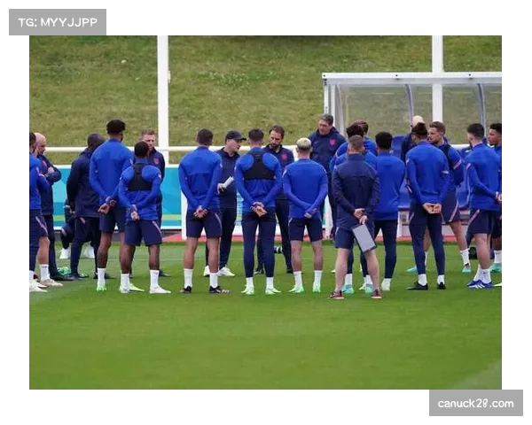 欧足联召开教练研讨会，将讨论是否修改规则以保护技术型球员免受激进压迫